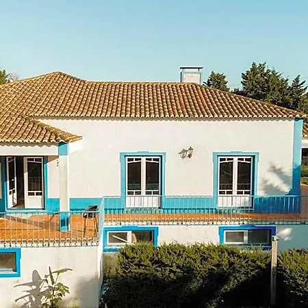 Nana House Ericeira - Yoga & Surf Μάφρα