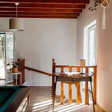 Nana House Ericeira - Yoga & Surf Μάφρα